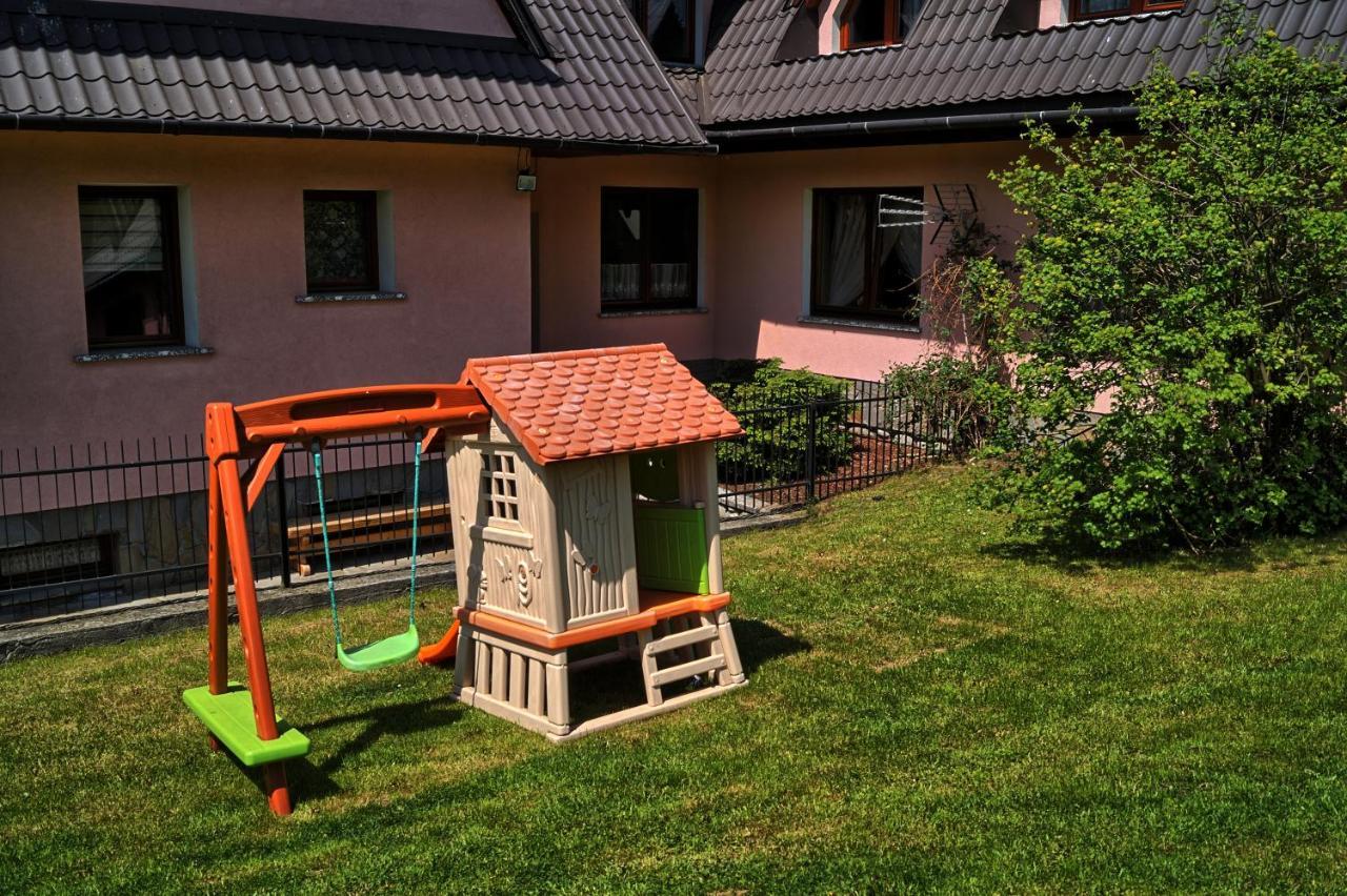 Pokoje U Borzana Bed & Breakfast Biały Dunajec Exterior foto